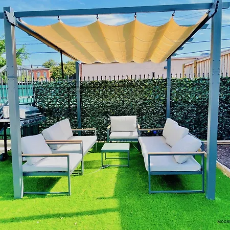 The Moose #7 - Instaworthy Studio With Amazing Views, Free Parking & Heated King Bed Memphis Exterior photo