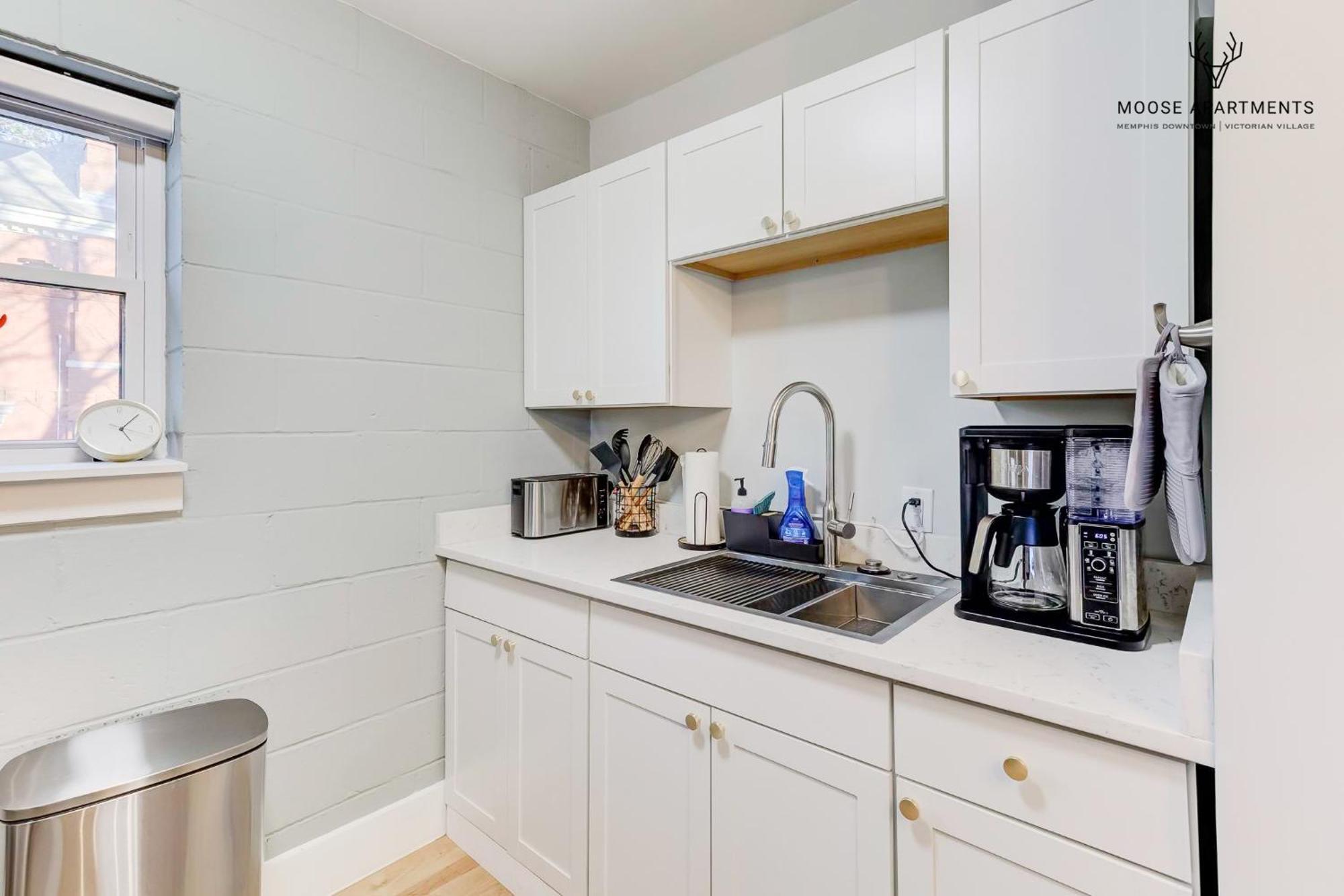 The Moose #7 - Instaworthy With Amazing Views, Free Parking & Heated King Bed